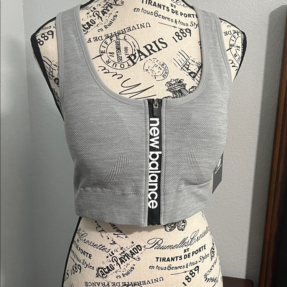 New Balance Women's Gray Zip-Up Crop Top